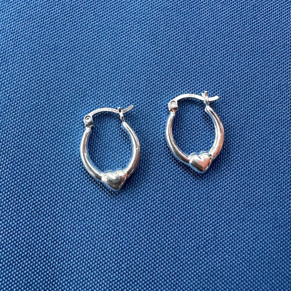 New 925 Italy Sterling Silver Heart Hoop Earrings